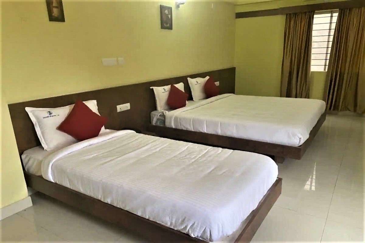 Dhaya Suite - Tap to explore photos