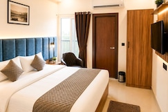 OPO Collection SRS, Noida