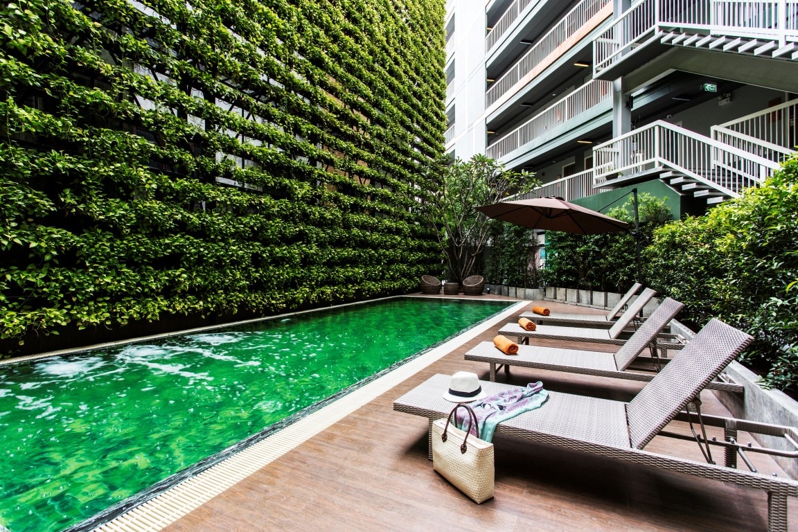 Cross Vibe Chiang Mai Decem Hotel - Tap to explore photos