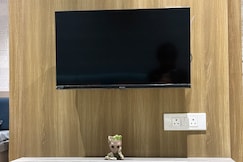 Cozy nest Bombay Hospital, Indore