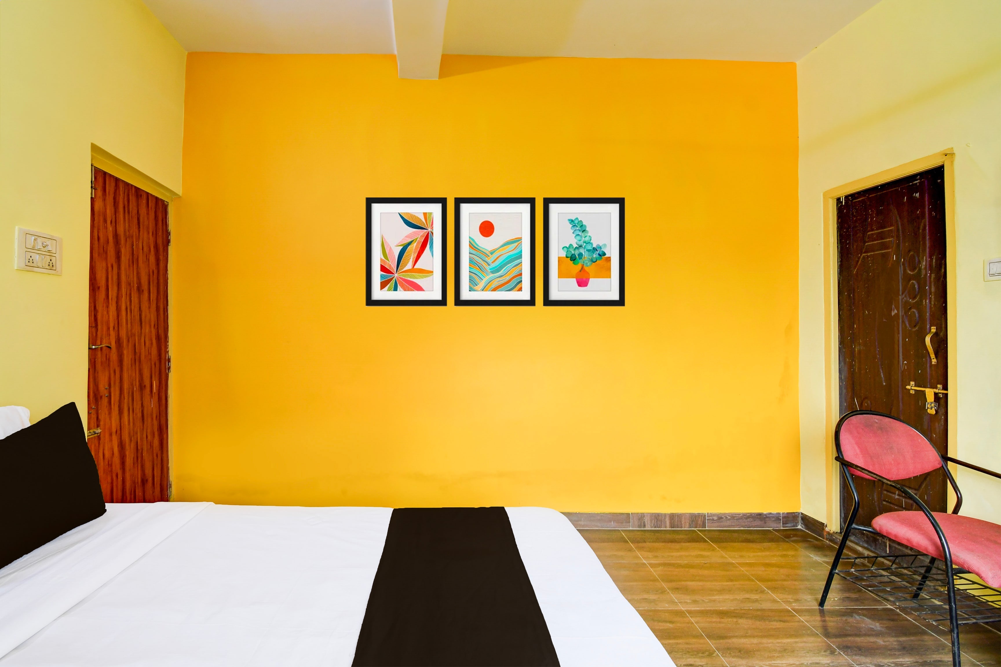 Daspara formerly Laxmi Guest House - Tap to explore photos