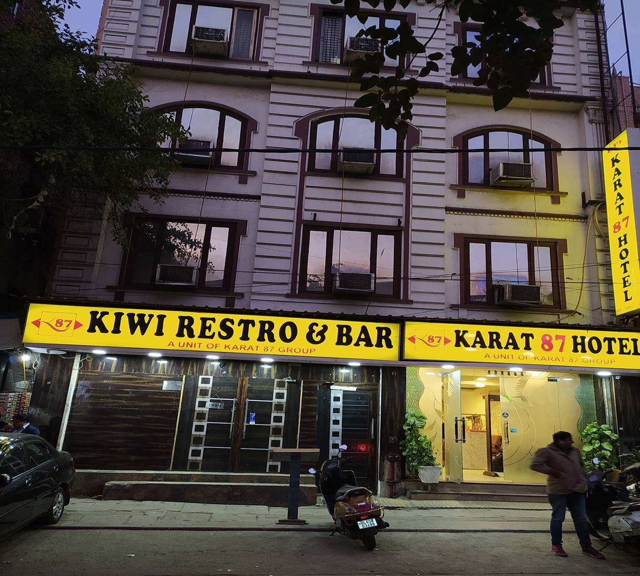 Hotel Rosemary( Karat 87) - Tap to explore photos