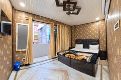 Aditya Inn Paying Guest House, Varanasi