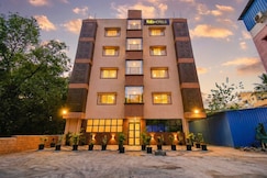 FabHotel Prime Esta Inn - Nr. Twin Tower, Viman Nagar, Pune