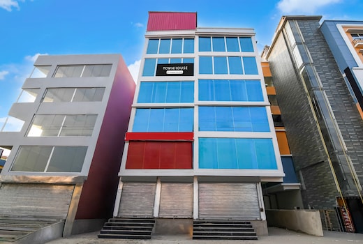 Super Townhouse Madhyamgram Chowmatha Bus Terminal Kolkata Formerly Star Guest House