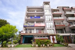 FabHotel The New Moon, Delhi