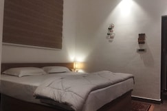 Jacaranda Cottage, Kotagiri