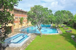The Long Beach Resort Koggala, Weligama