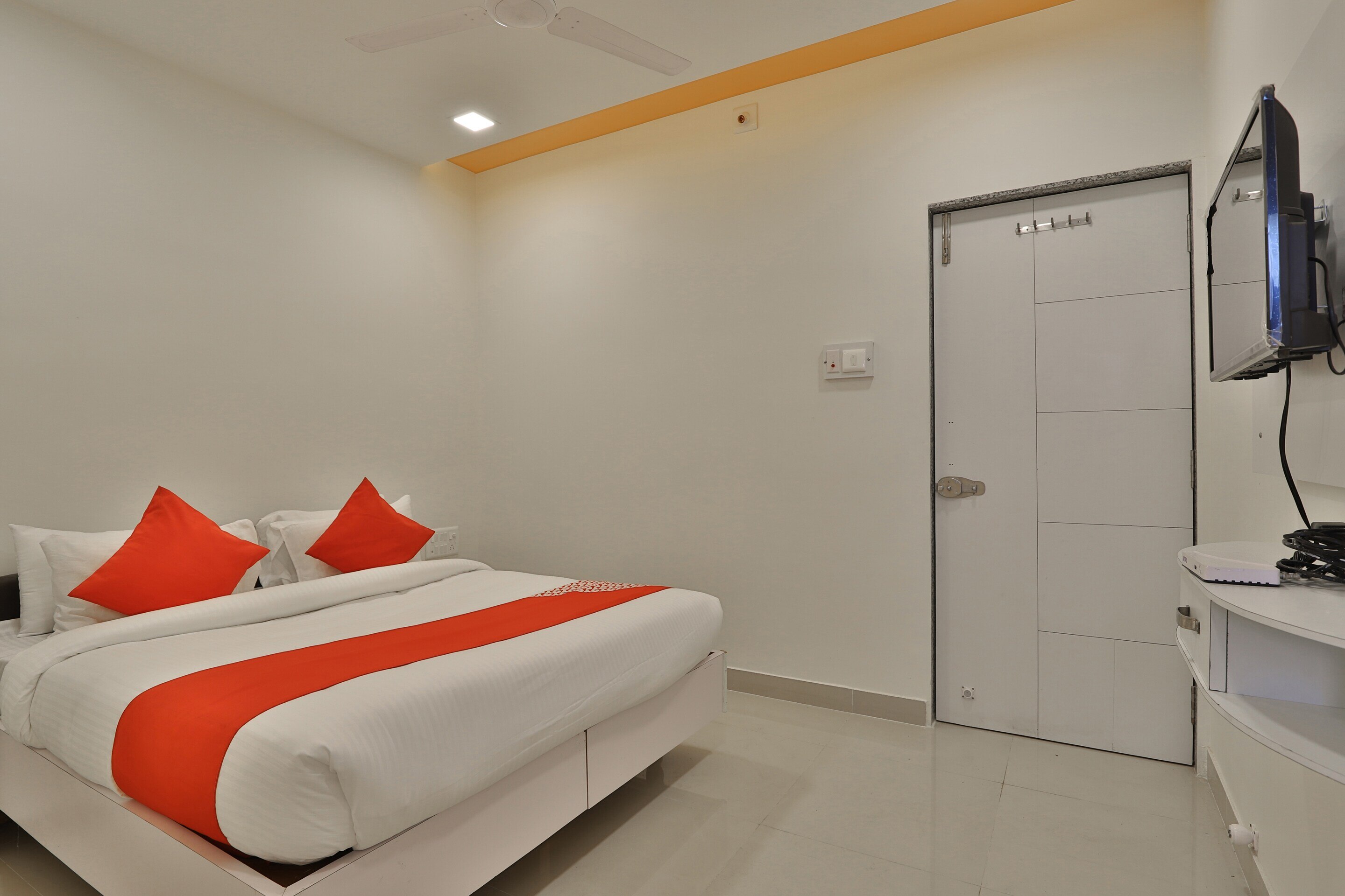 Hotel O Balaji Inn - Tap to explore photos