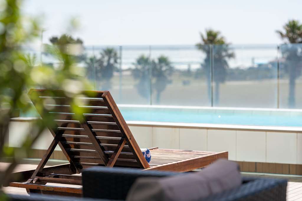 Radisson Blu Hotel, Port Elizabeth - Tap to explore photos