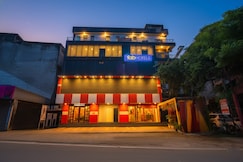 FabHotel Blue Stone, Delhi