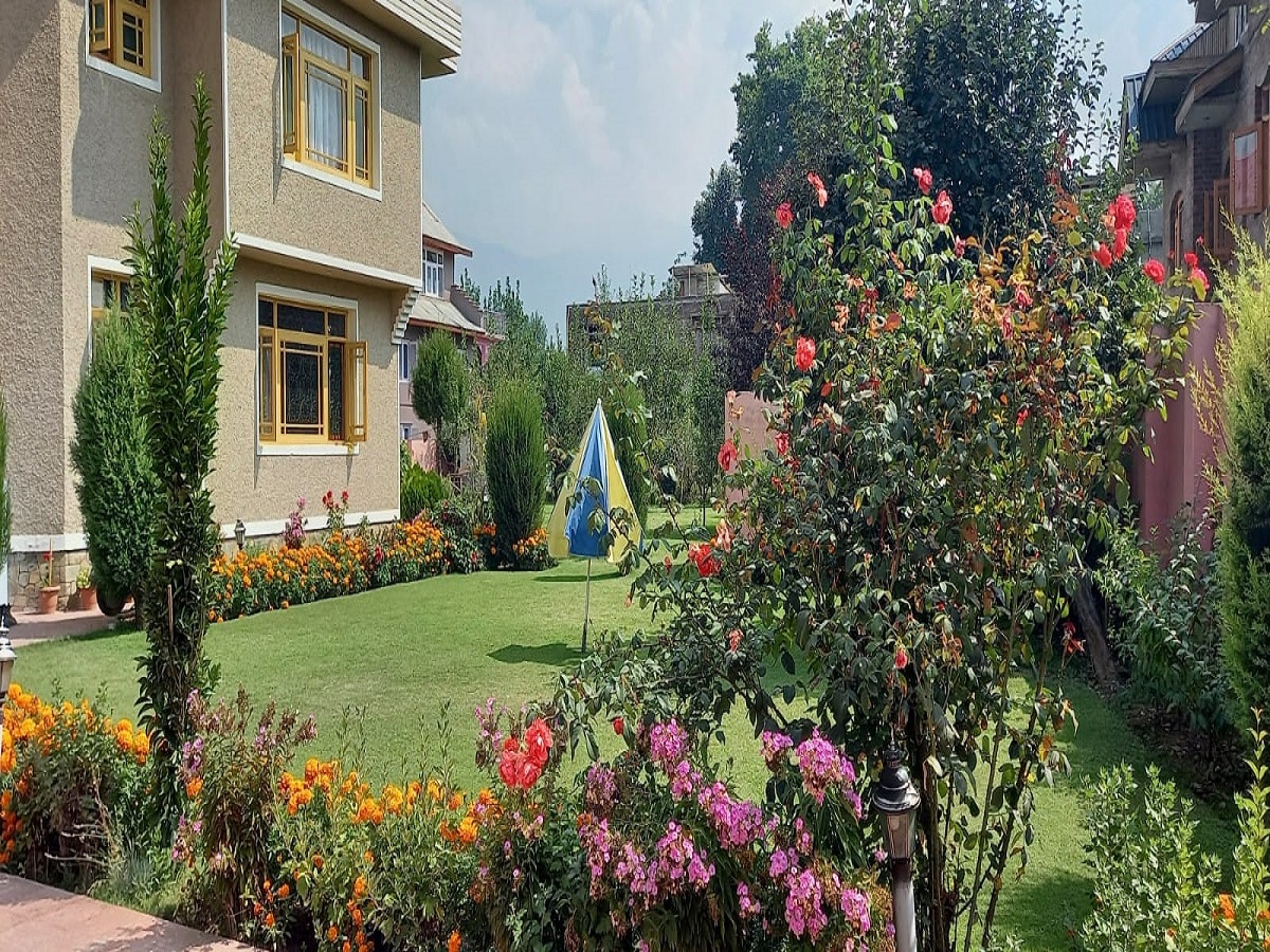 CANOPUS inn - Tap to explore photos
