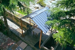 Tirthan mid point, Gushaini