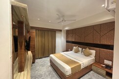 Hotel Purple Icon - Ahmedabad, Kadi