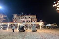 Shri Ganga Nagar Hotel & Banquet, Kurukshetra