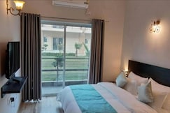 Krishna Mahal Harmony @ Vrindavan, Vrindavan