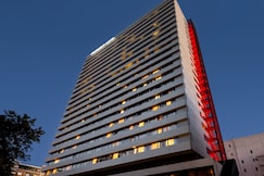 President Hotel, Athens