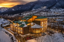 The Walnut Creek, Pahalgam
