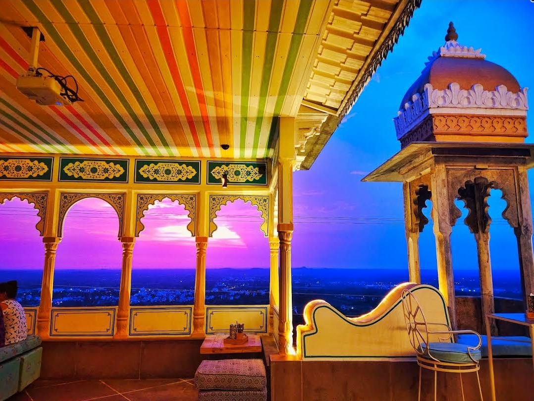 Rang Mahal Art Residency - Tap to explore photos