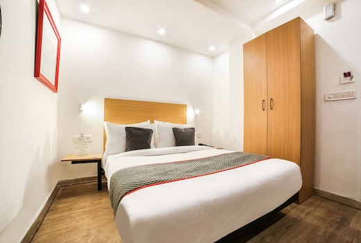 Super Hotel O Nawada Metro
