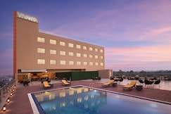 Vivanta Chitwan Bharatpur, Motihari
