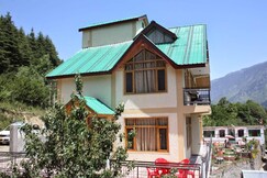 4 Rooms Cottage Near Mall Road with Kitchen, Manali