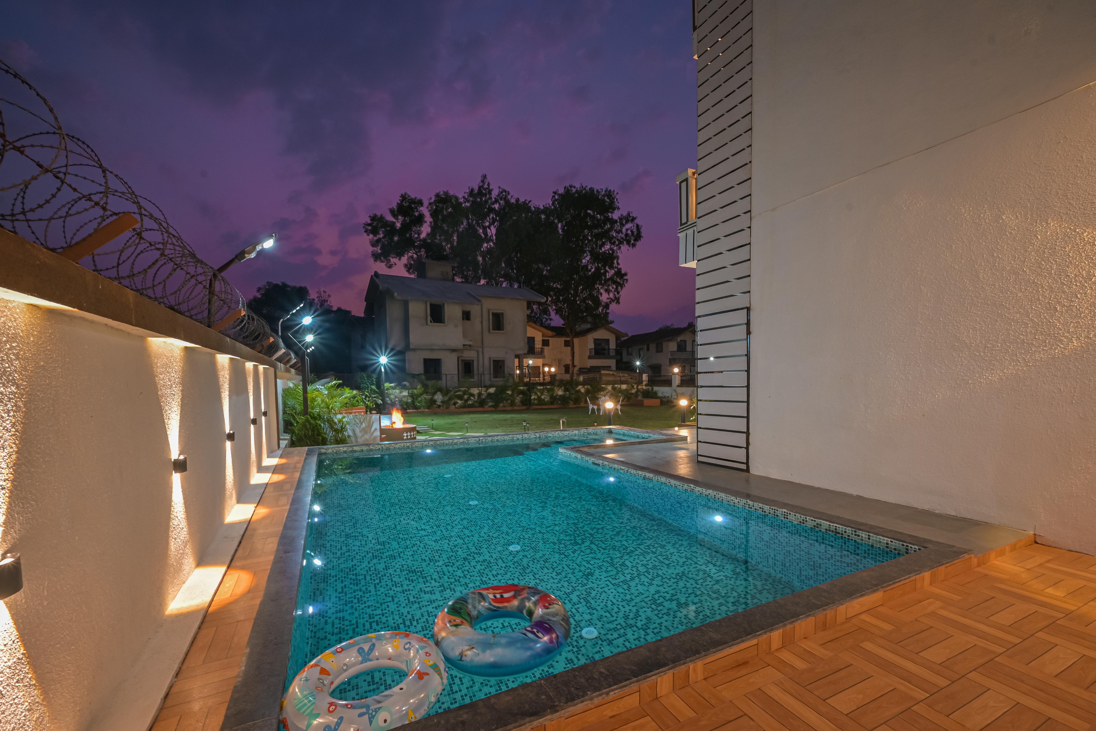 4BHK Vivanta w Lawn & Common Turf by Jalanta Stays - Tap to explore photos