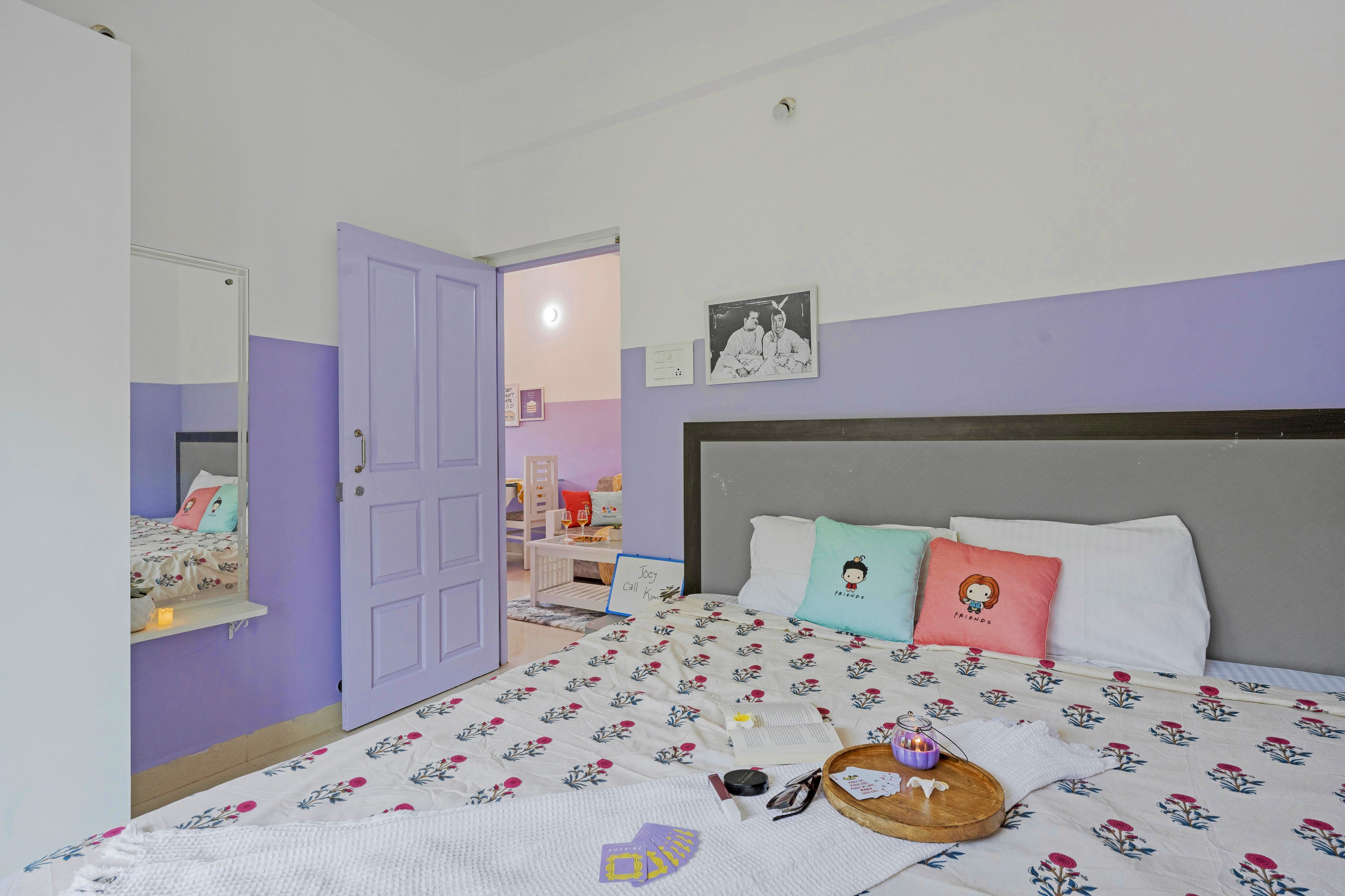 Friends TV show experience stay / 2-BHK / Siolim - Tap to explore photos