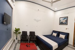 Aradhna Home Stay, Ayodhya