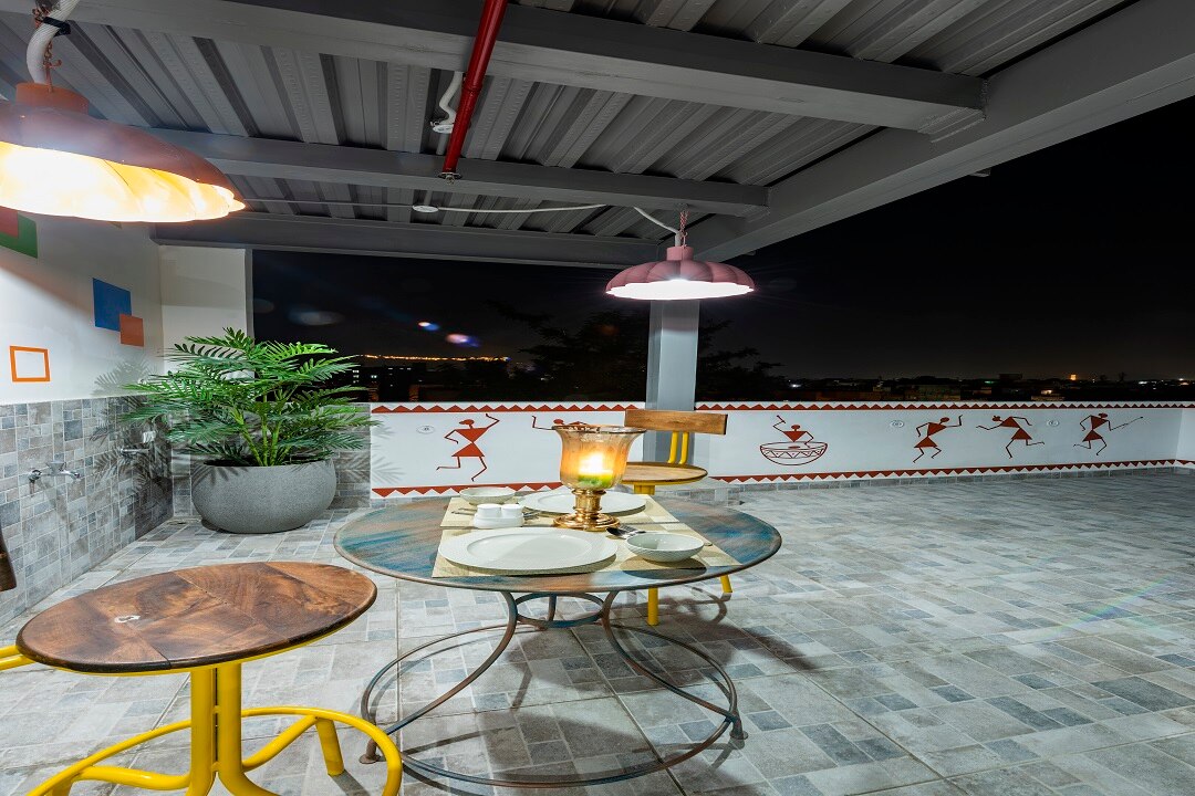 Service Apartment - 12 Pax @ MI Road/ Cook - Tap to explore photos