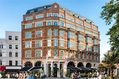 Radisson Blu Hotel, London Leicester Square (formerly Hampshire),  London