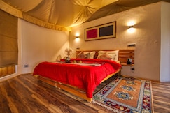 Chalet Seabuckthorn  Hunder Nubra, Nubra Valley