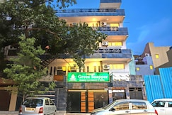 Green Snapper Kamla Nagar, Delhi