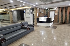 Hotel Sarweshwary, Machhlishahr