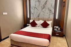 Skymoon Hotel And Restaurant, Indore