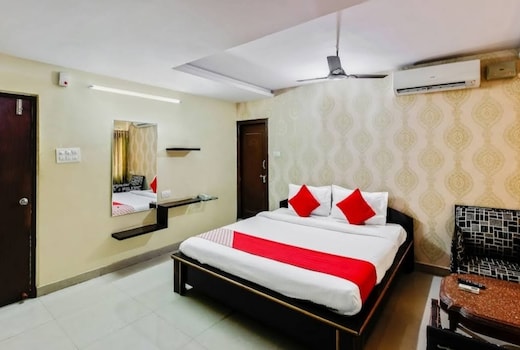 Maruthi Residency Inn & Restaurant