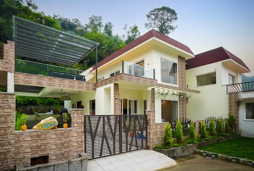 StayVista at Villa Vaari