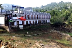 Hotel Pandav Meditation and Tourist Palace, Mandi