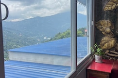 Mountain Home, Rishyap