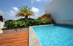 Swimming Pool 2