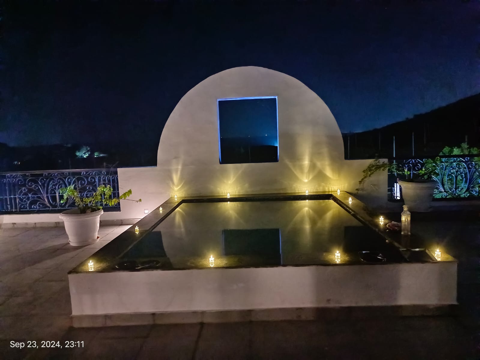 Maple Roots Villa |Entire 4 BHK Villa| - Tap to explore photos