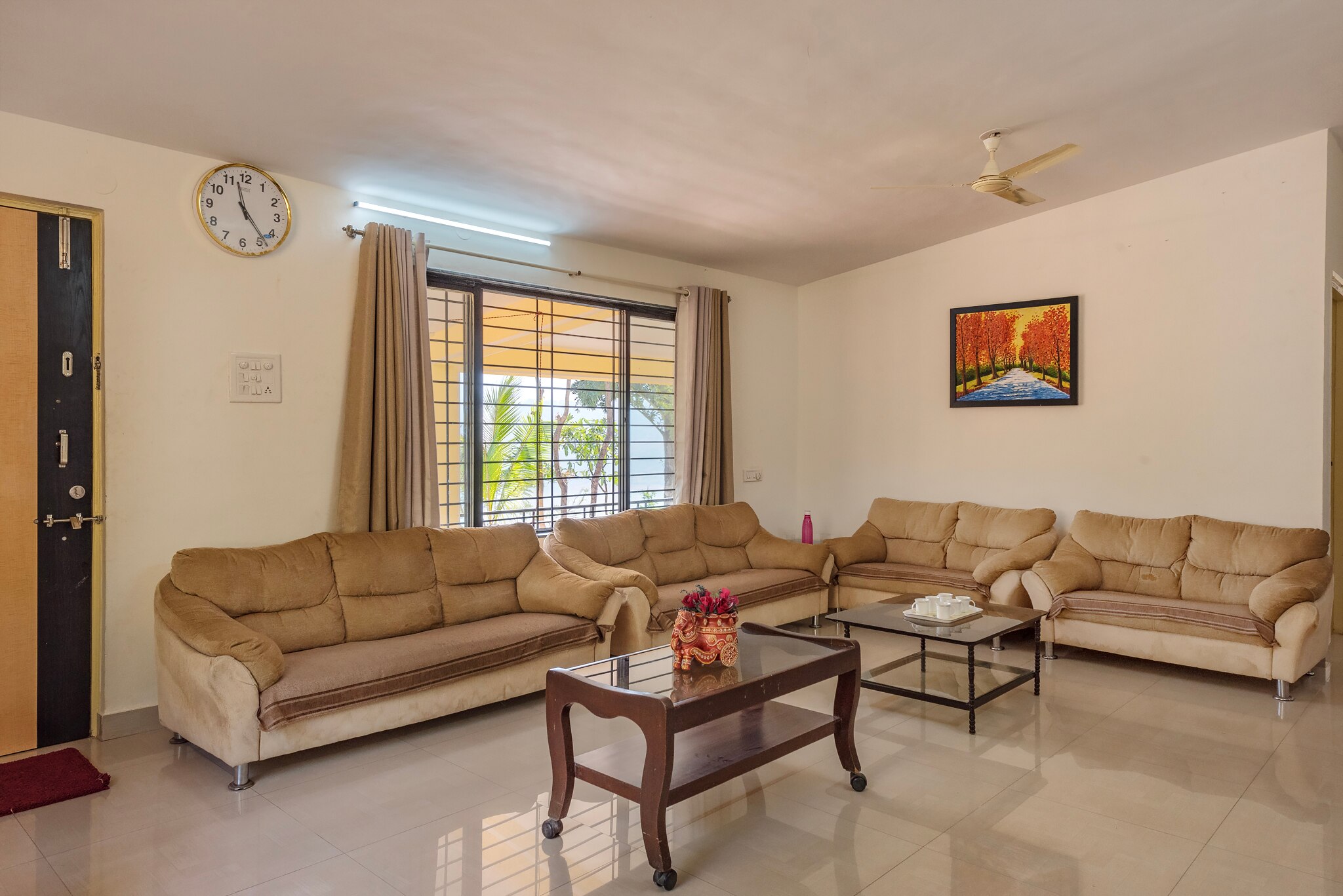 CosmicStays Countryside Panorama Lakeview Bungalow 2