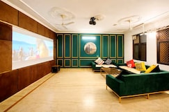 Instay M56 | 8/10 Entire 2BHK Apt with Theatre Screen, Noida