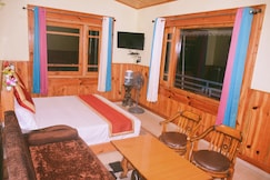 Anurag Hotel, Chakrata