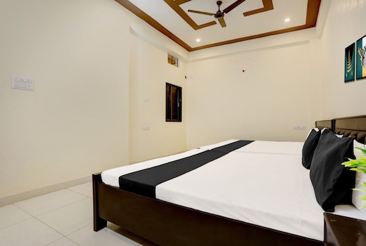 Hotel O Yatharth Inn Paying Guest House