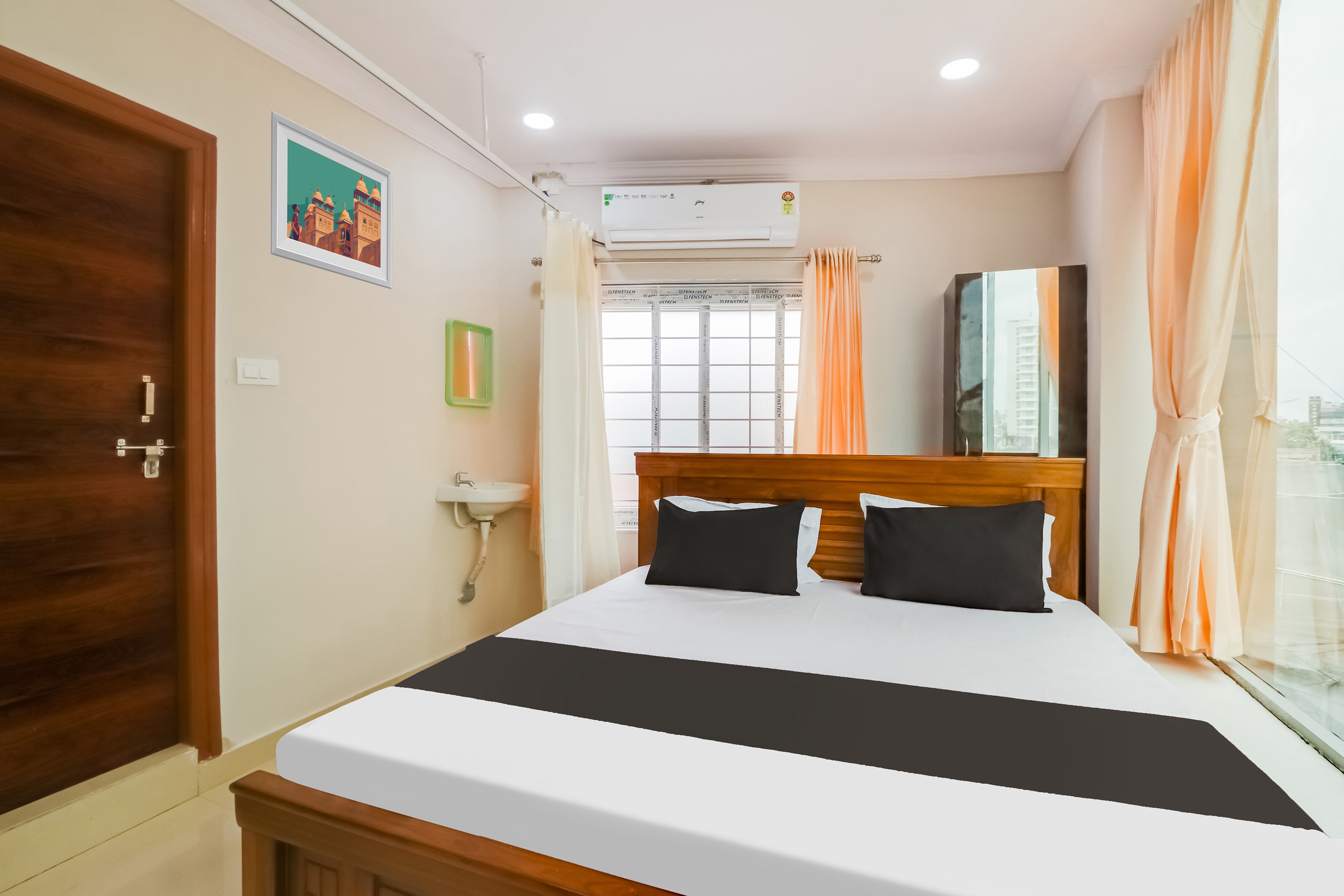Hotel O S P R Luxury Rooms - Tap to explore photos