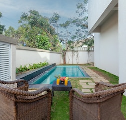 Swimming Pool 1