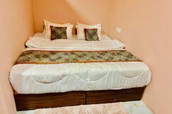 Hotel avigat Kabir, Dewas