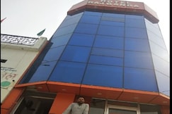 Hotel Raj Ganga, Bheri