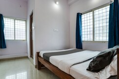 Hotel O Gowtham Residency, Kollegal